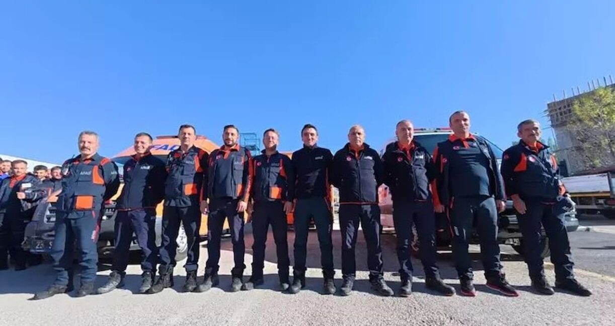 81 kisilik turk arama kurtarma ekibi gazzeye gidiyor nZKicSq1.jpg