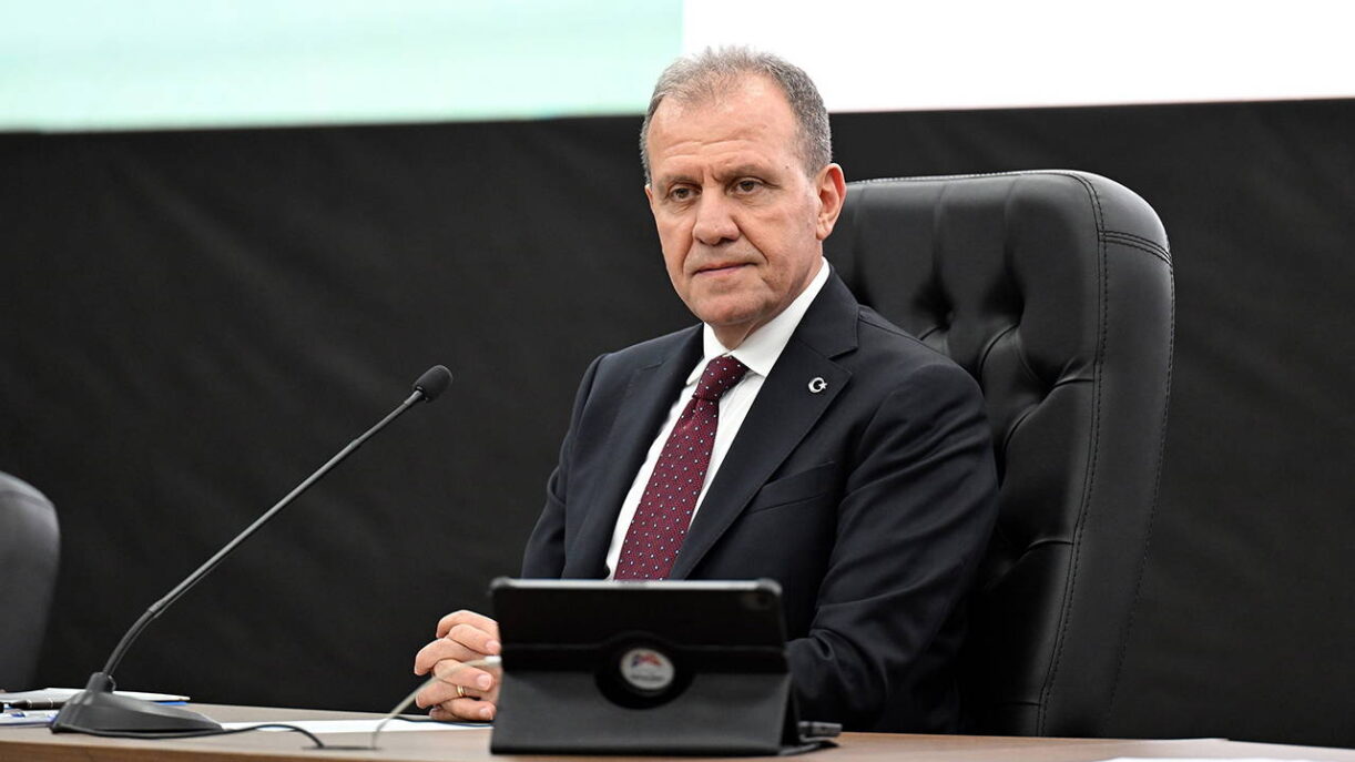 vahap secerden gazzede ateskes degerlendirmesi umut ediyorum bolgede kalici bir baris saglanir AZ8xFQSJ.jpg